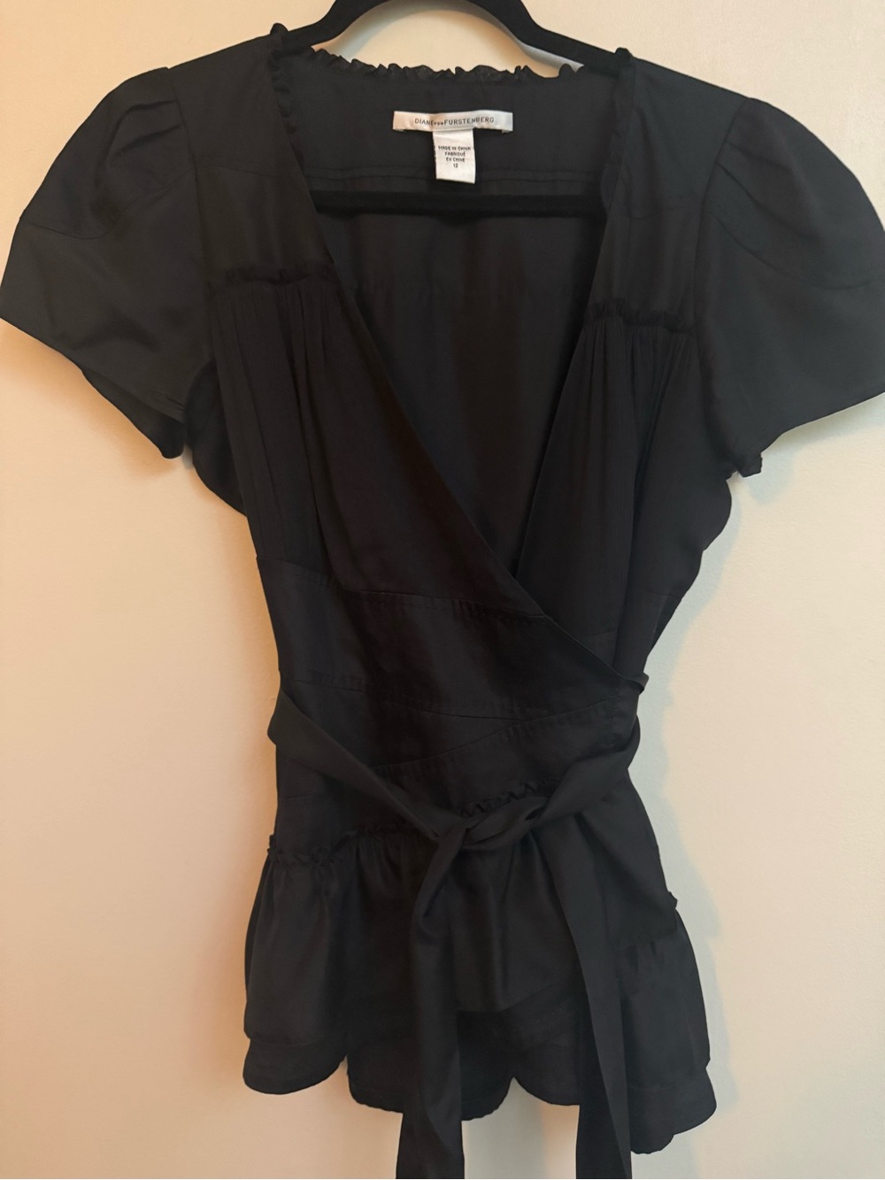 NWOT DVF Black Cotton Short Sleeve Wrap  Blouse